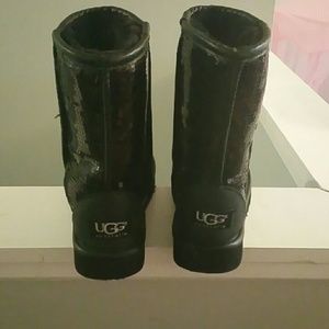 Ugg